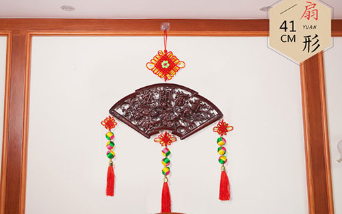 黔东南中国结挂件实木客厅玄关壁挂装饰品种类大全